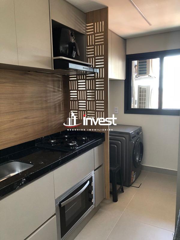 Apartamento à venda no Mercês: 