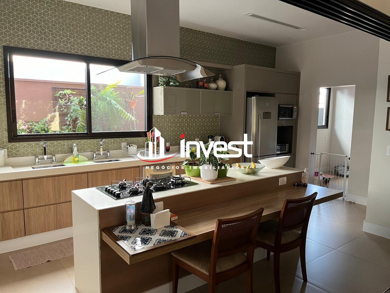 Casa Condomínio à venda no Champagnat, Condomínio: 