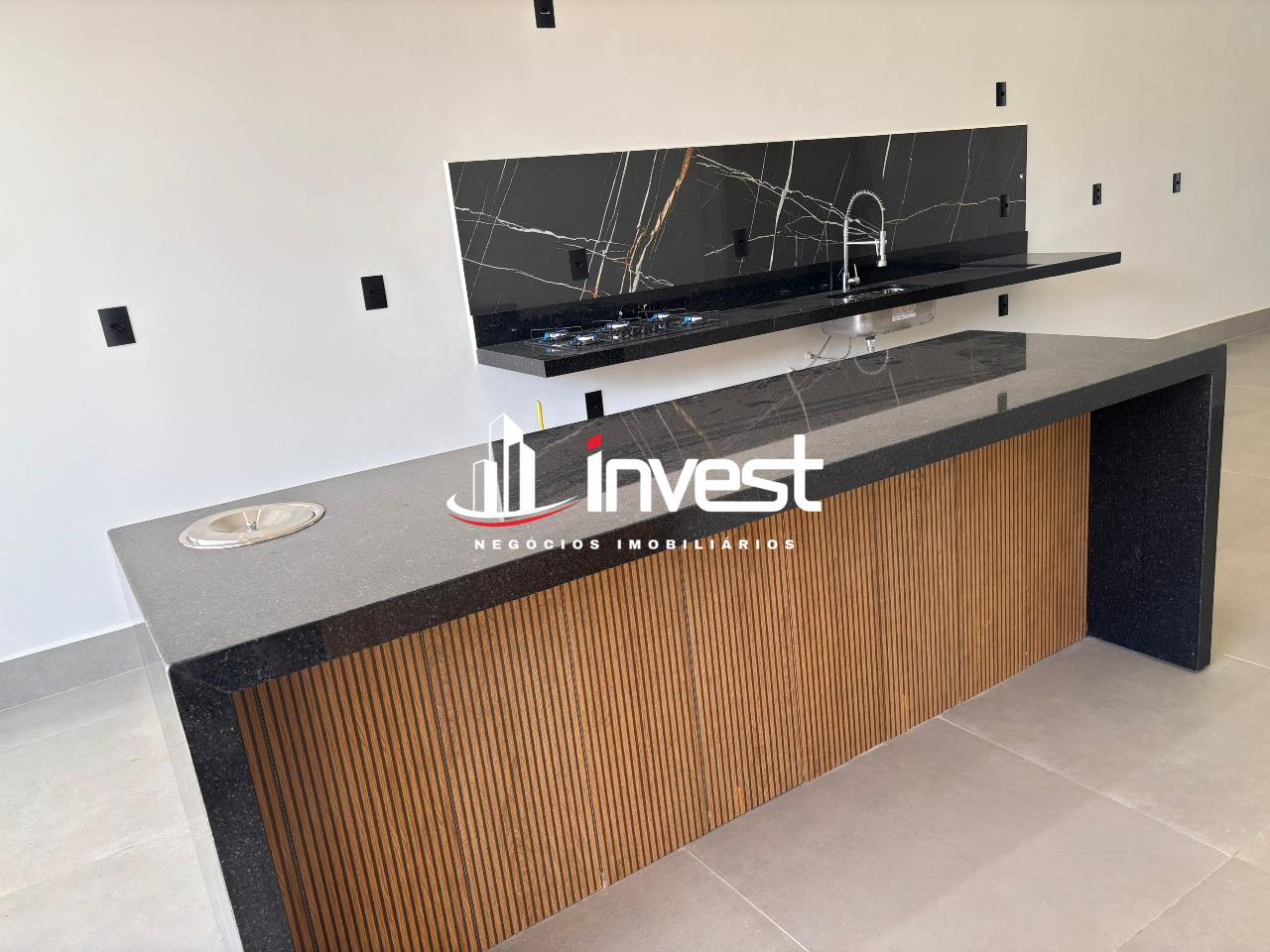 Casa à venda no Fabrício: 