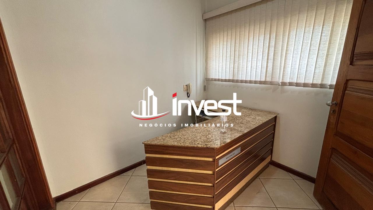 Casa Comercial à venda no Santa Maria: 