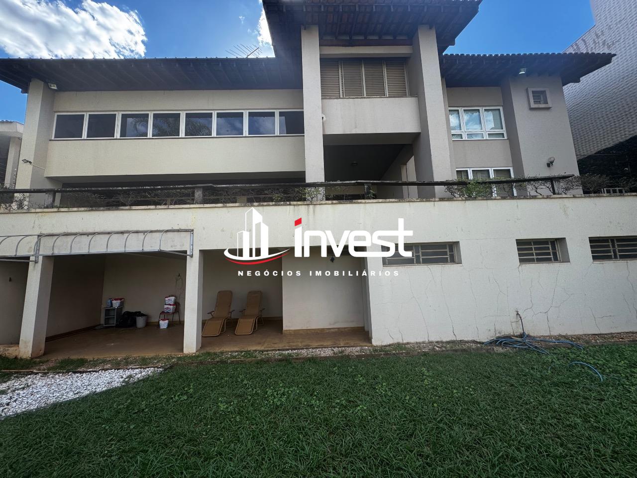 Casa à venda no Mercês: 