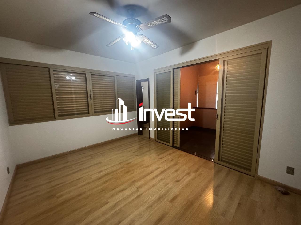 Casa à venda no Mercês: 