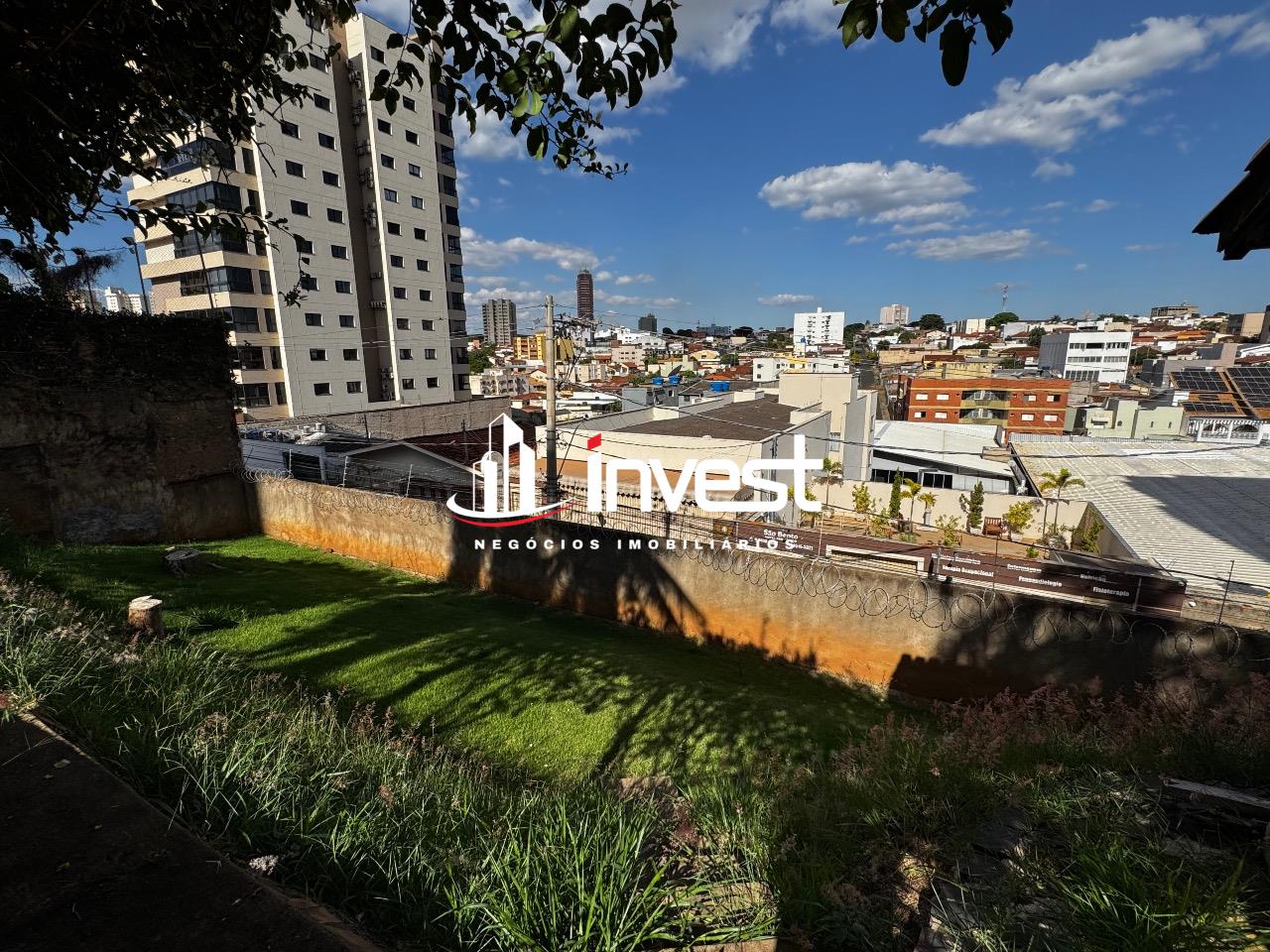 Casa à venda no Mercês: 