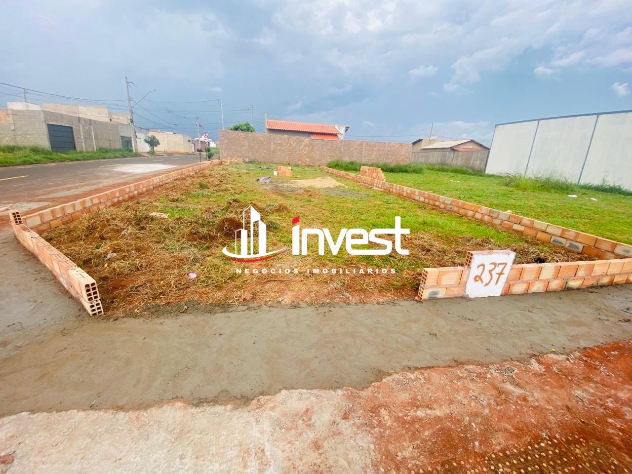 Lote à venda no Laranjeiras, Parque das: 