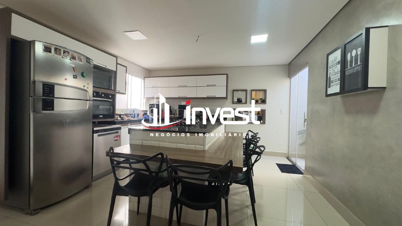 Casa Condomínio à venda no Portal Beija Flor: 