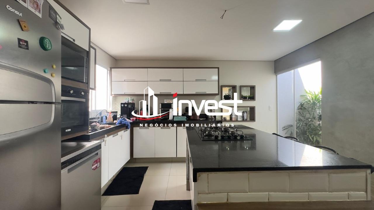 Casa Condomínio à venda no Portal Beija Flor: 