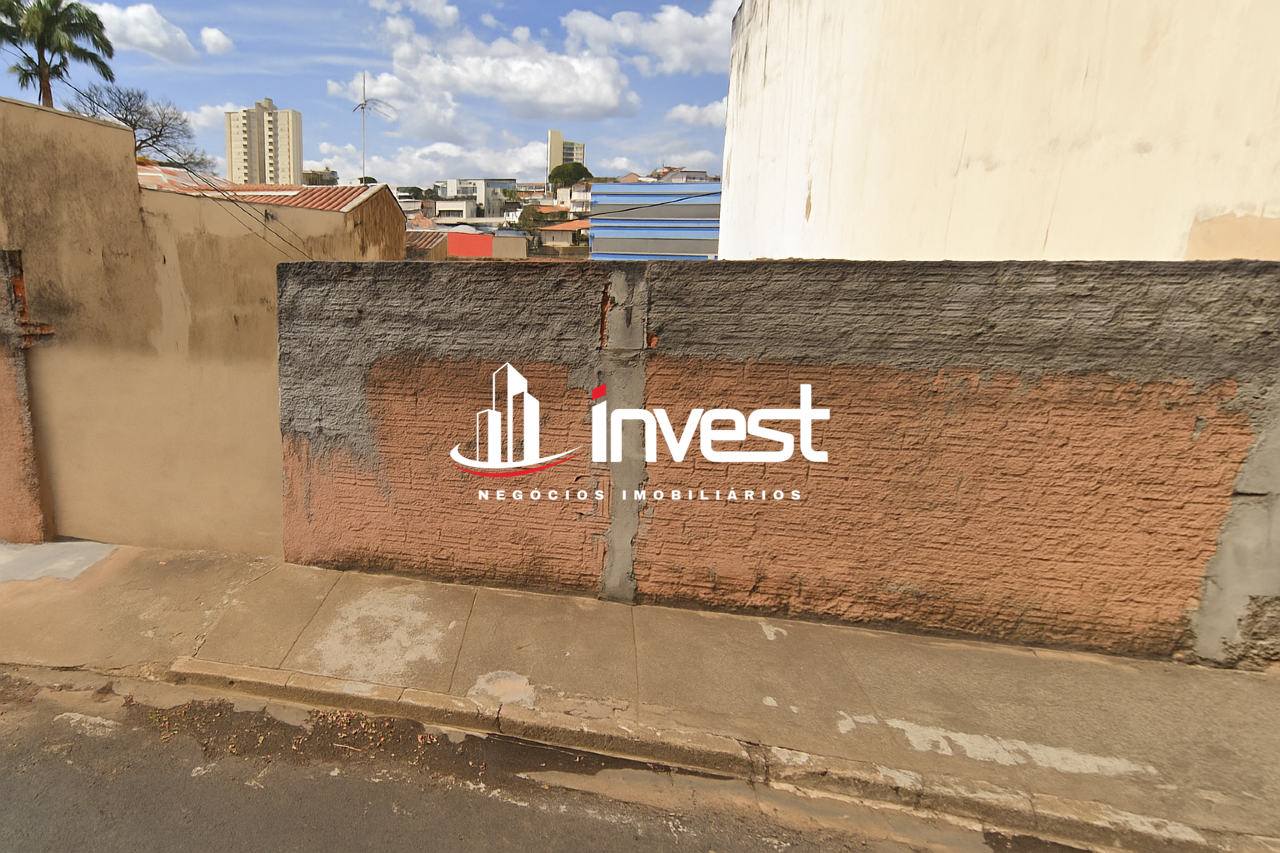 Terreno/Área à venda no Centro: 