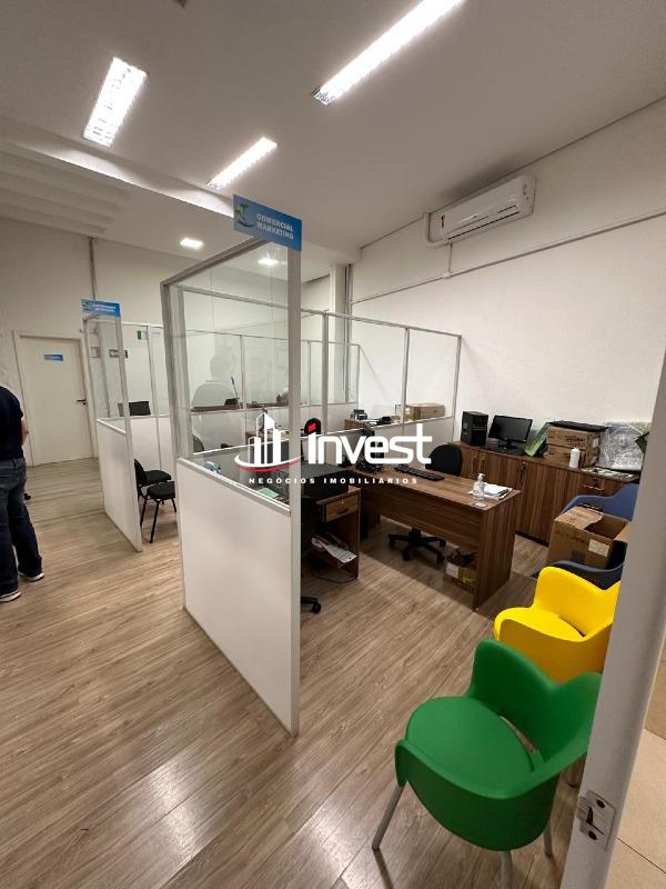 Casa Comercial para aluguel no Santa Maria: 