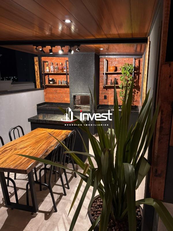 Apartamento à venda no Mercês: 