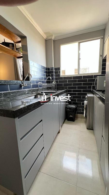 Apartamento à venda no Mercês: 