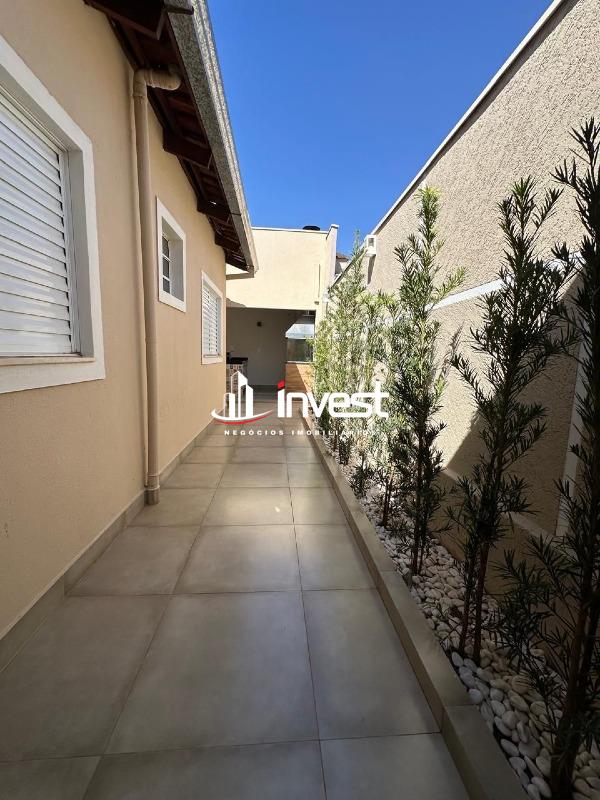 Casa Condomínio à venda no Portal Beija Flor: 