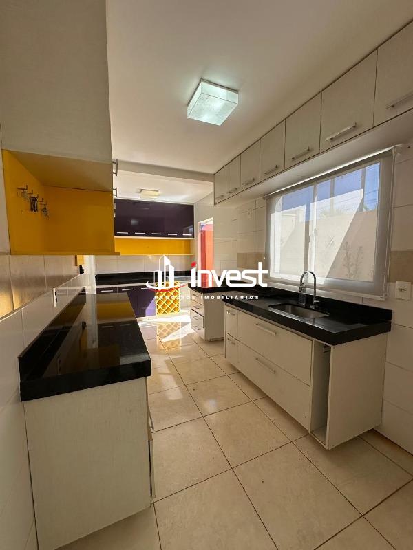 Casa Condomínio à venda no Portal Beija Flor: 