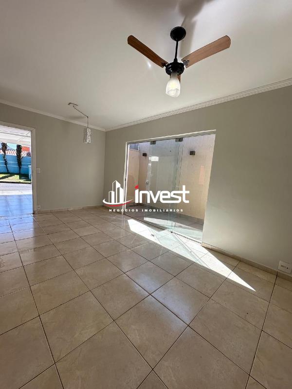 Casa Condomínio à venda no Portal Beija Flor: 