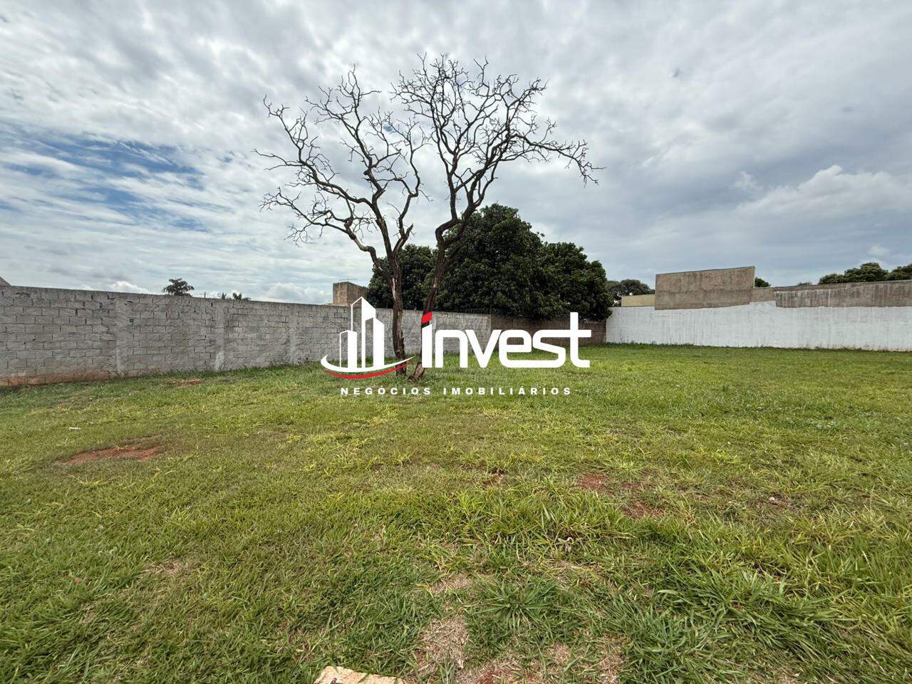 Lote em condomínio à venda no Mário Franco - Condomínio: 