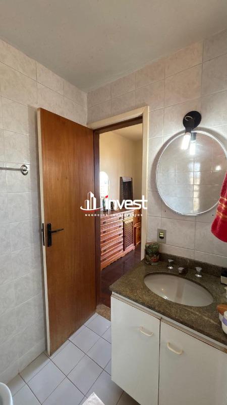 Apartamento à venda no Mercês: 