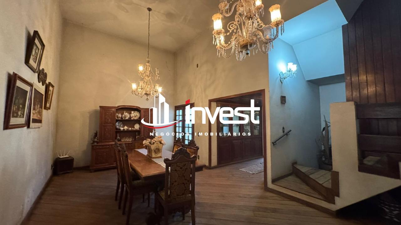 Casa à venda no Mercês: 