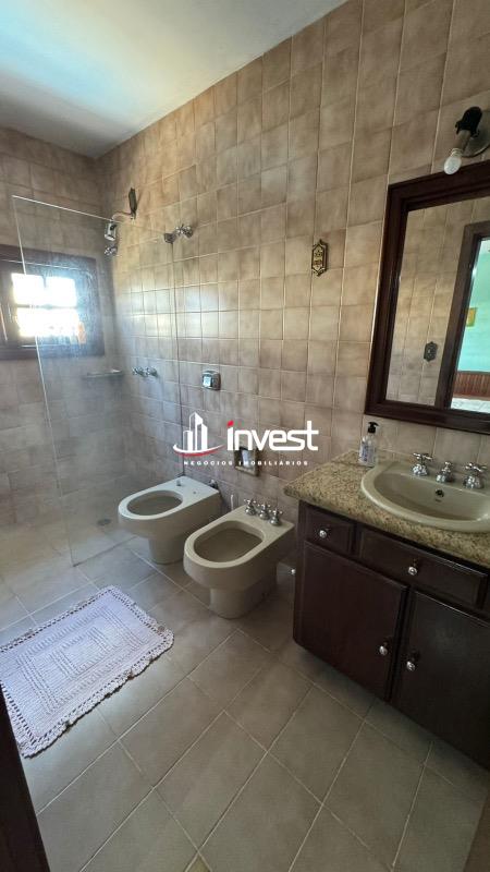 Casa à venda no Mercês: 