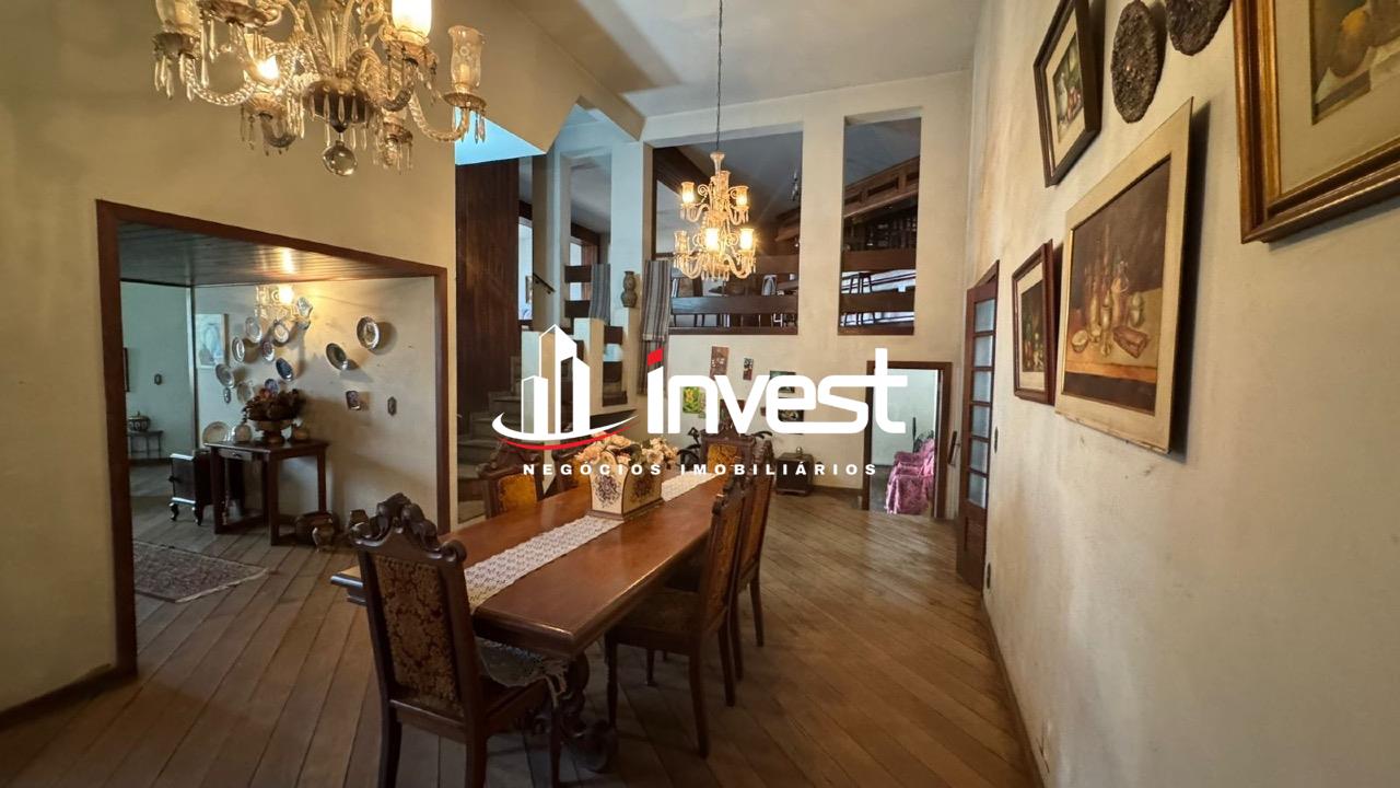 Casa à venda no Mercês: 