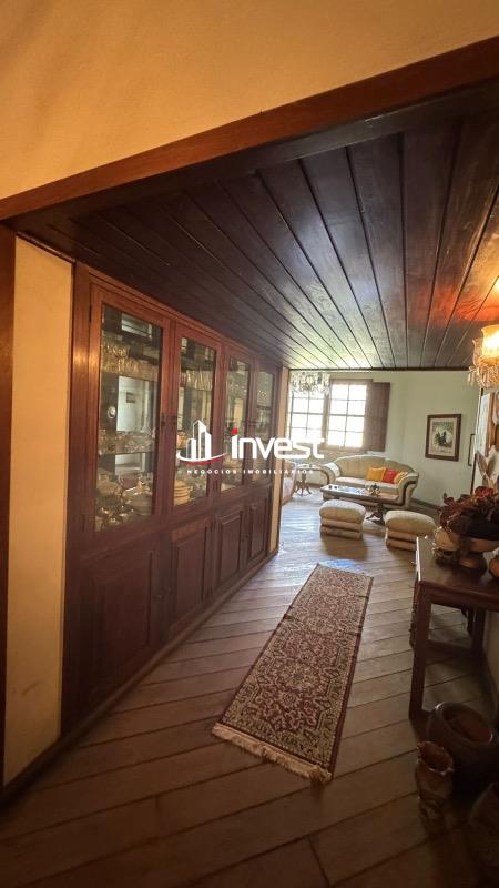 Casa à venda no Mercês: 