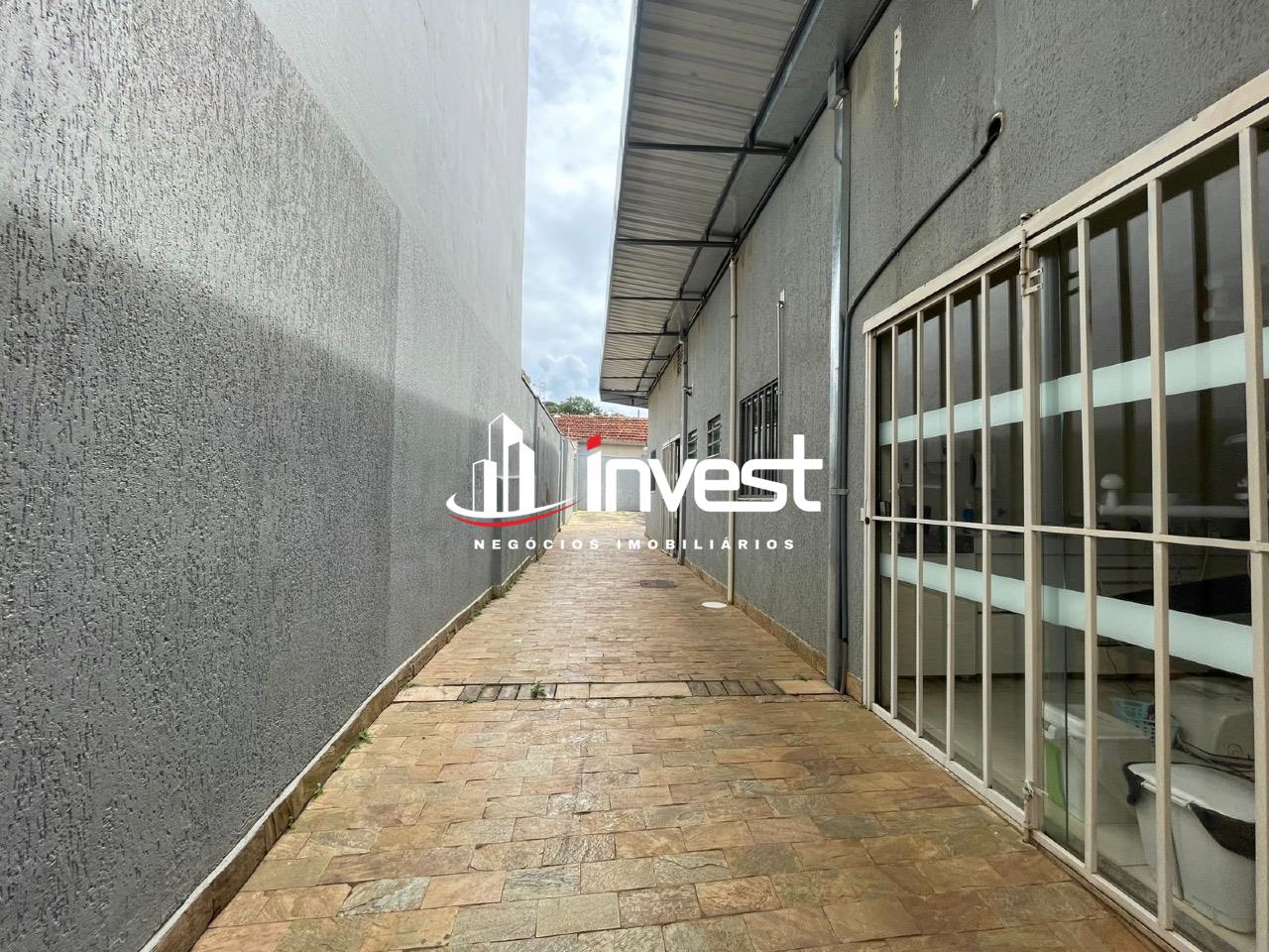 Casa Comercial à venda no Mercês: 