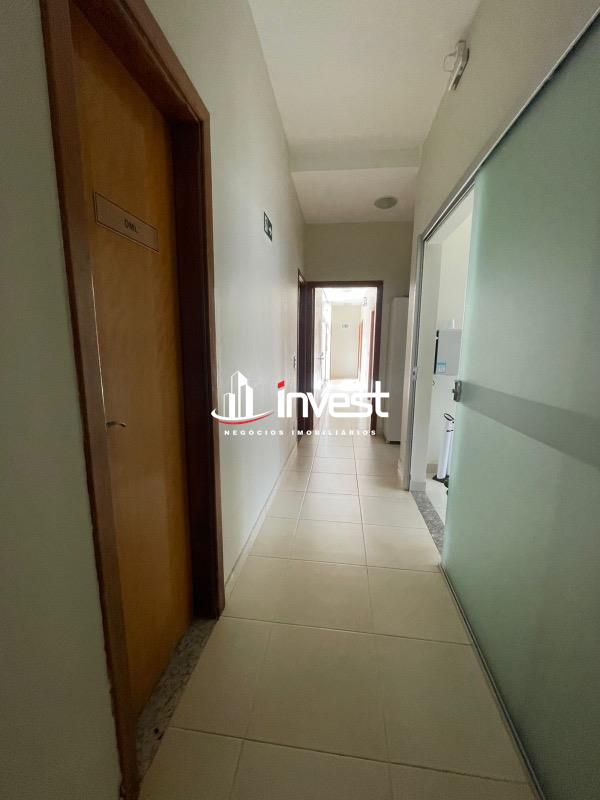 Casa Comercial à venda no Mercês: 