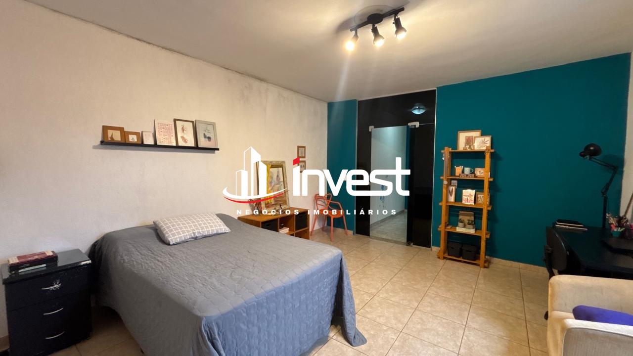 Casa à venda no Mercês: 