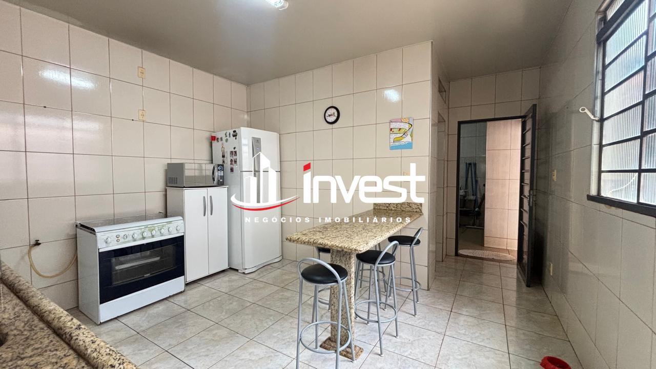 Casa à venda no Mercês: 