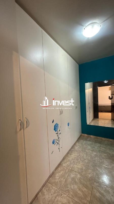 Casa à venda no Mercês: 