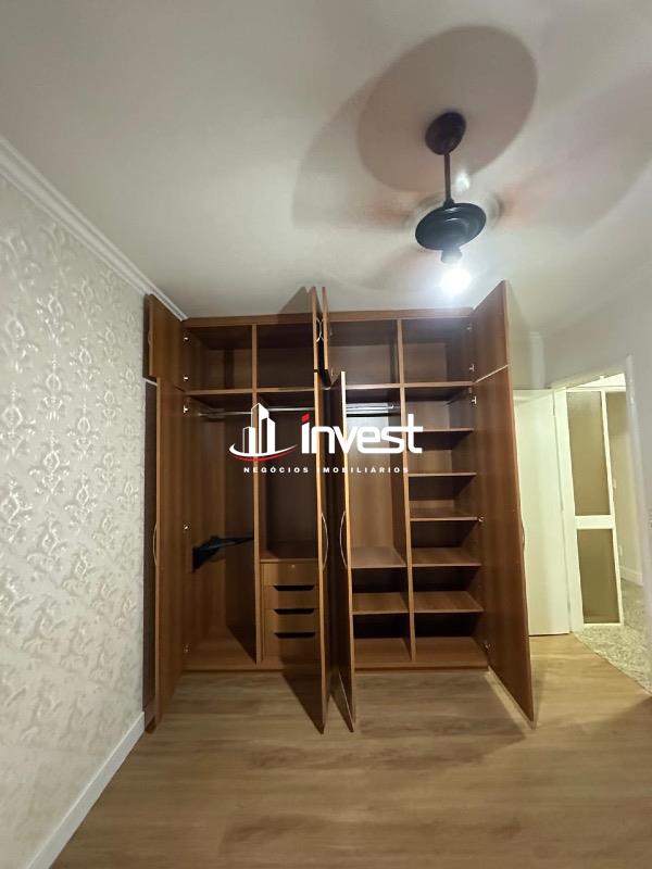 Apartamento à venda no Mercês: 