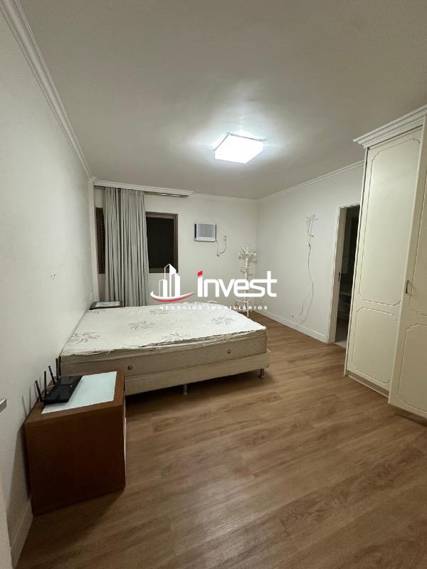 Apartamento à venda no Mercês: 