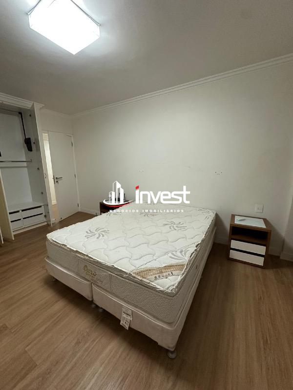 Apartamento à venda no Mercês: 