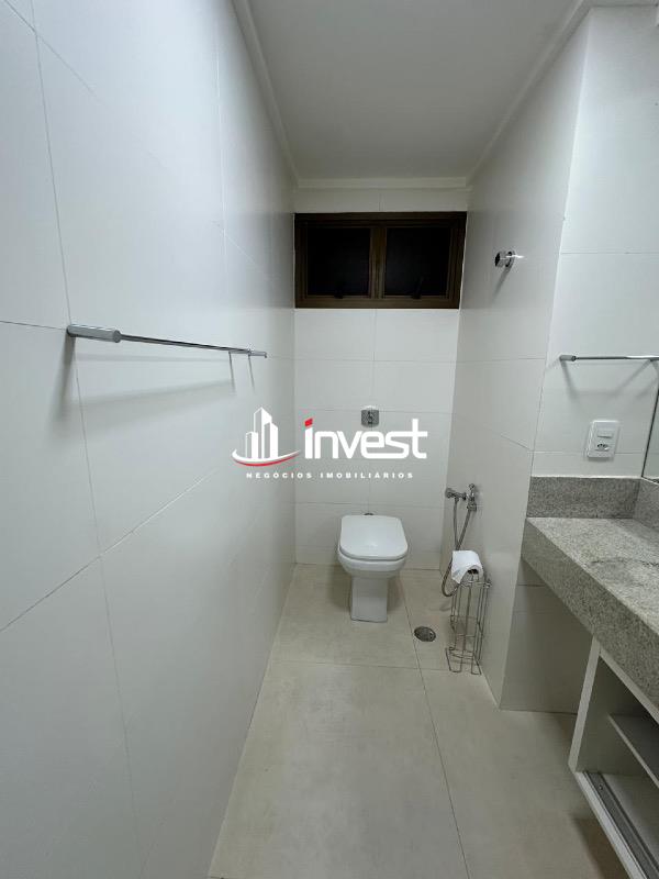 Apartamento à venda no Mercês: 