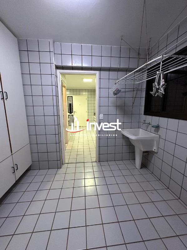 Apartamento à venda no Mercês: 