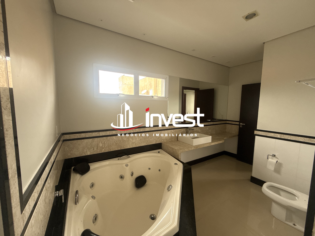 Casa à venda no Jardim do Lago: 