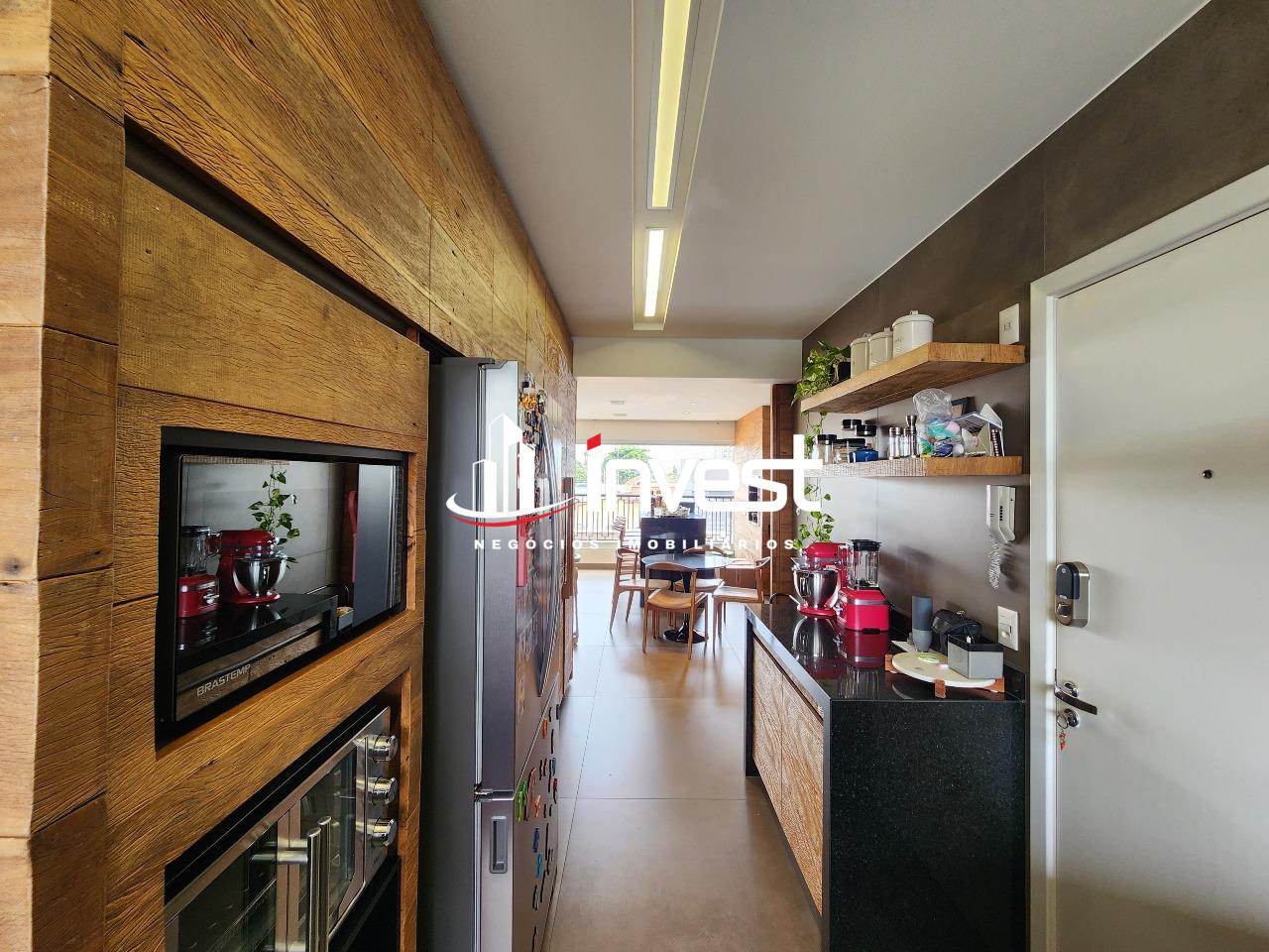 Apartamento à venda no Mercês: 