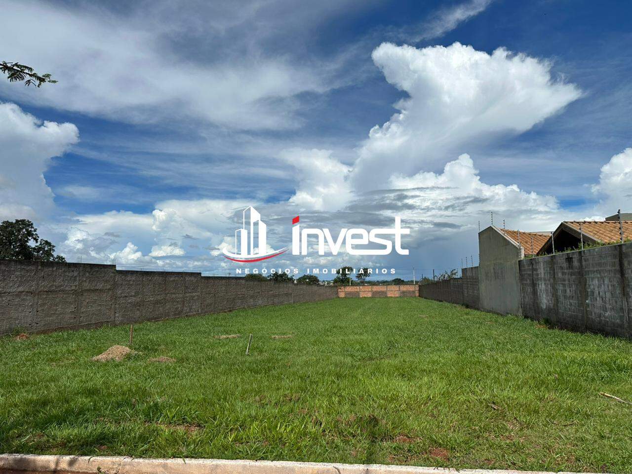 Lote em condomínio à venda no Residencial Mário de Almeida Franco: 