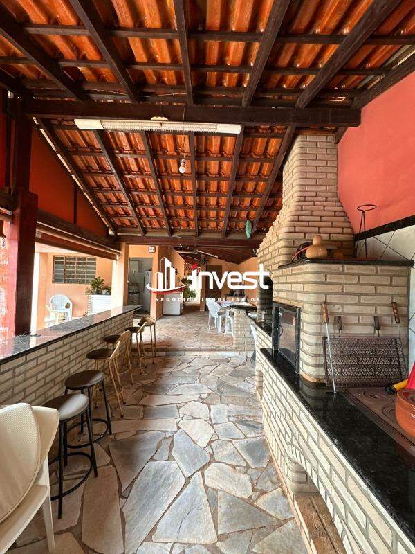 Chácara / Sítios à venda no Chácaras Vila Real: 