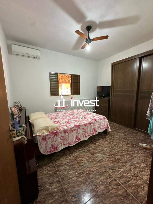 Chácara / Sítios à venda no Chácaras Vila Real: 