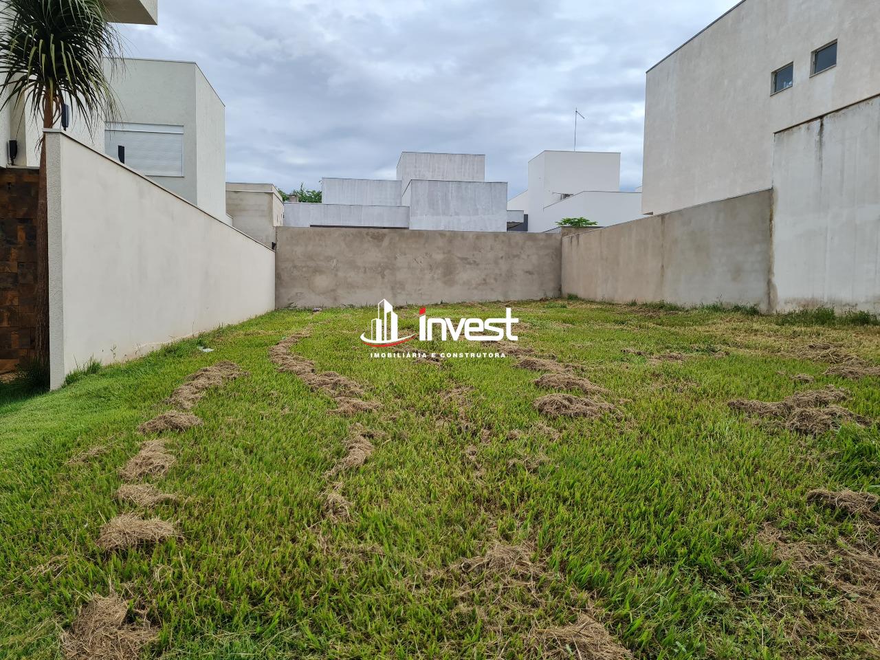 Lote em condomínio à venda no Estância dos Ipês: 
