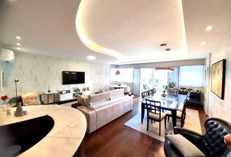 Apartamento à venda no bairro Embaré