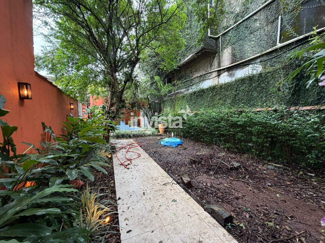 C&oacute;digo: 10499 R$ 960.000,00 Casa &agrave; venda em Santos-SP no bairro Vila Mathias, com 3 dormit&oacute;rios e 133m&sup2; 133 m&sup2; 3 quartos 2 vagas - Santos