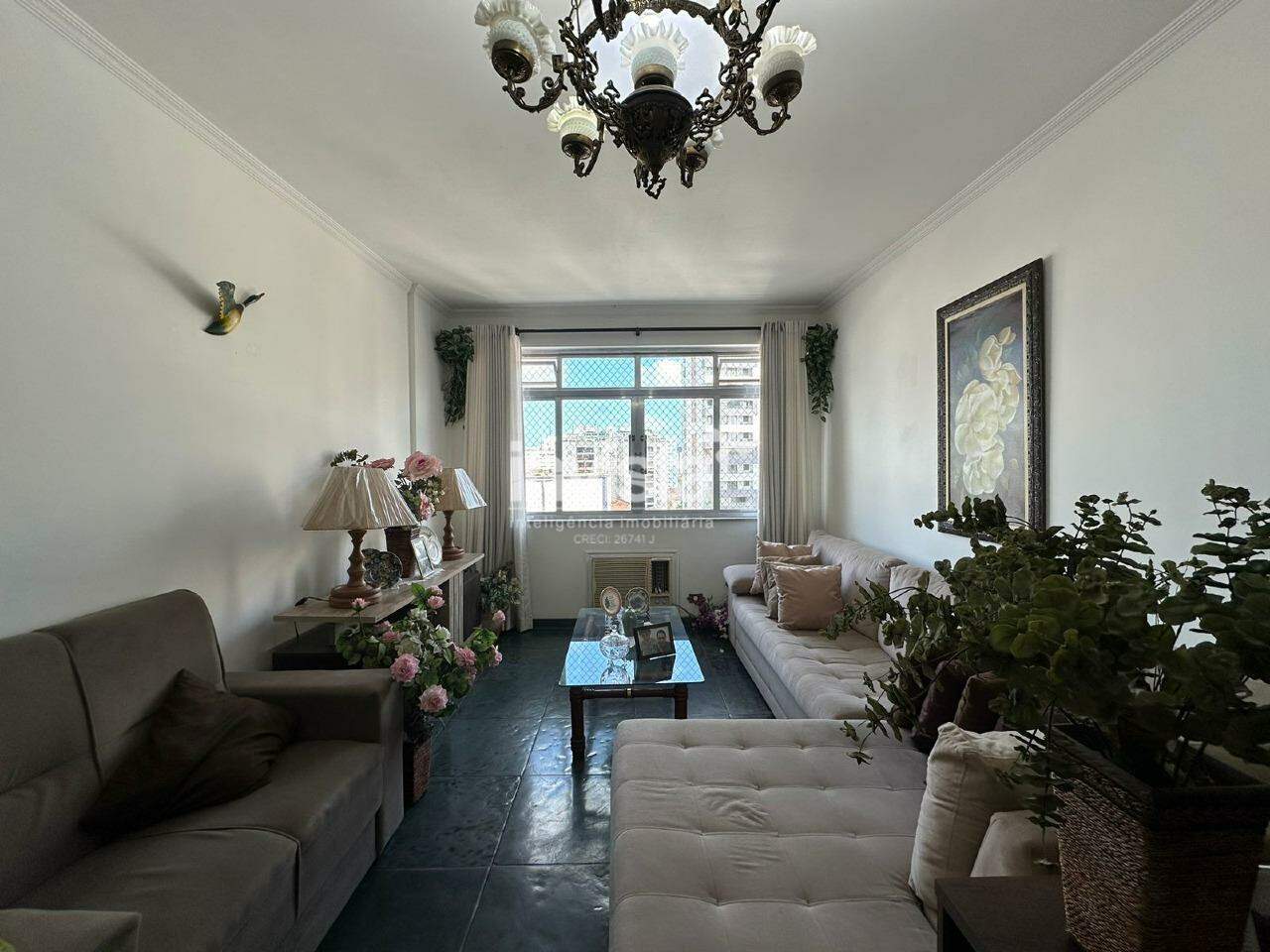 Apartamento à venda no bairro Ponta da Praia