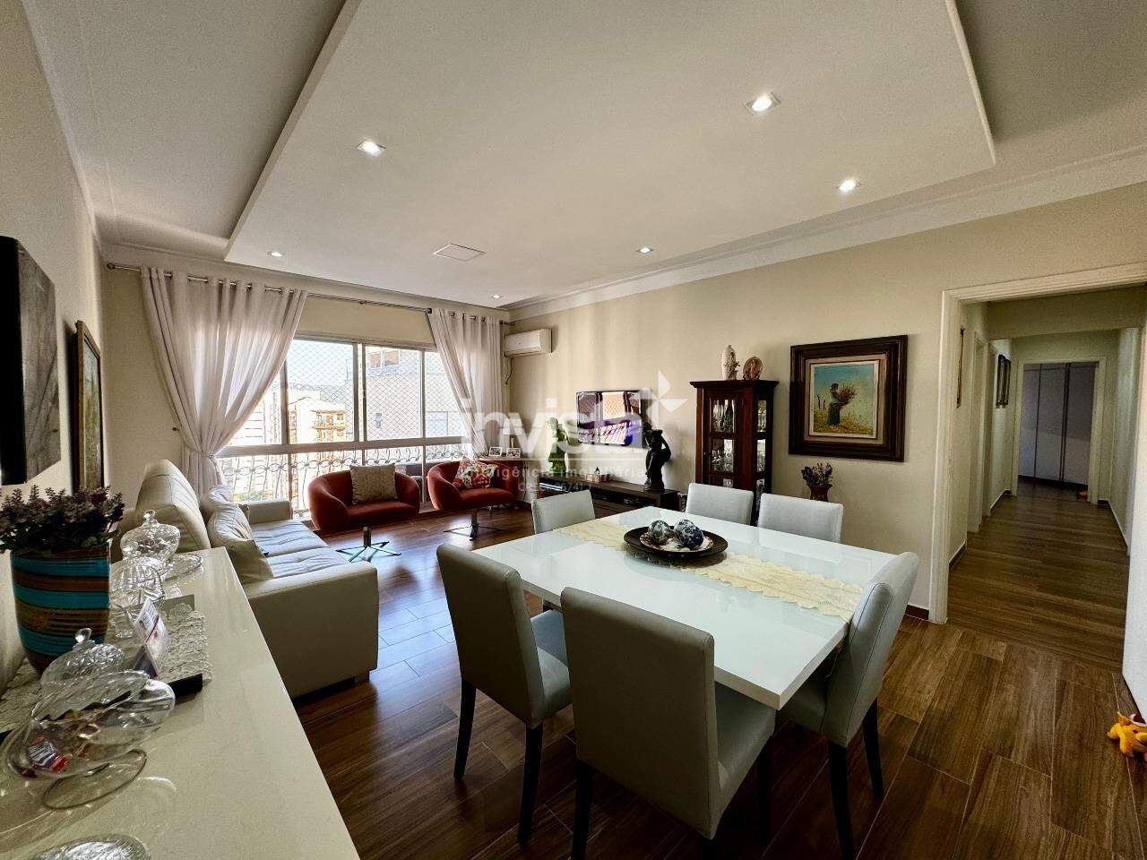 Apartamento à venda no bairro Ponta da Praia