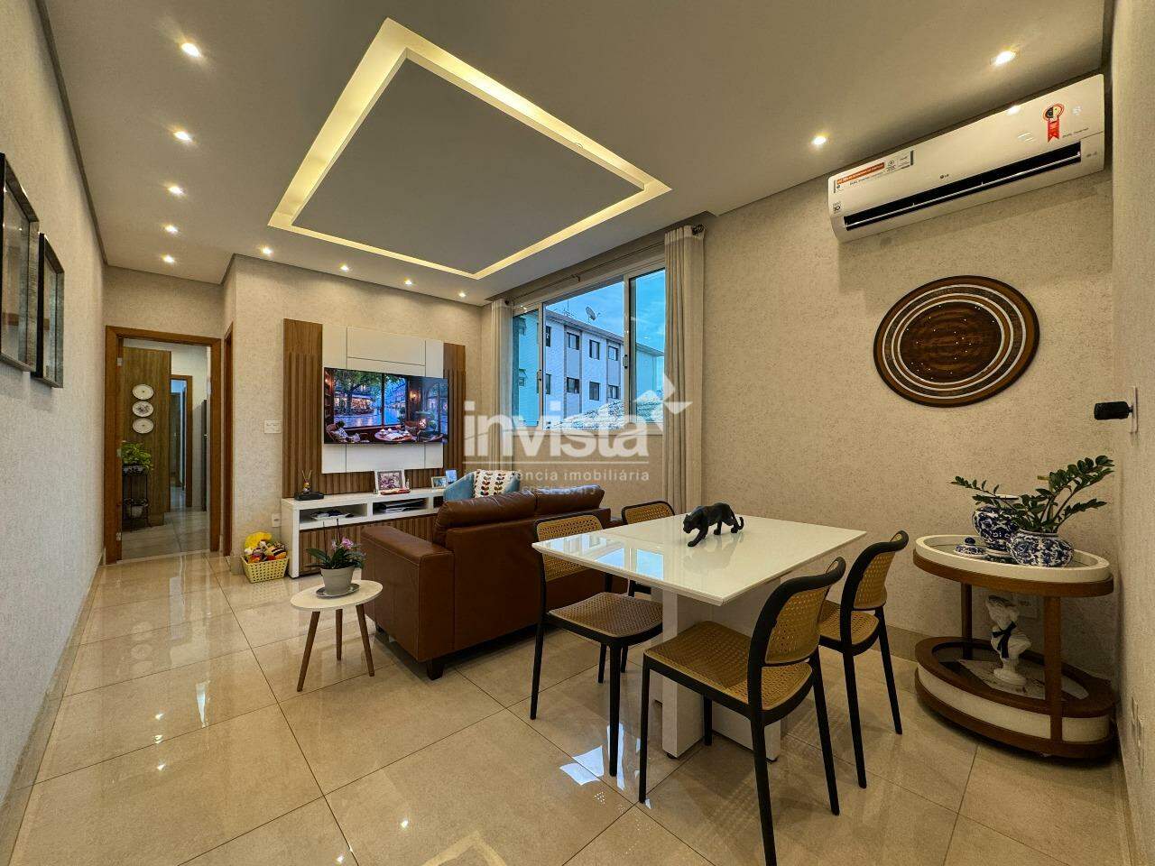 C&oacute;digo: 12824 R$ 750.000,00 Casa &agrave; venda em Santos-SP no bairro Ponta da Praia, com 2 dormit&oacute;rios e 87m&sup2; 87 m&sup2; 2 quartos 1 vaga - Santos