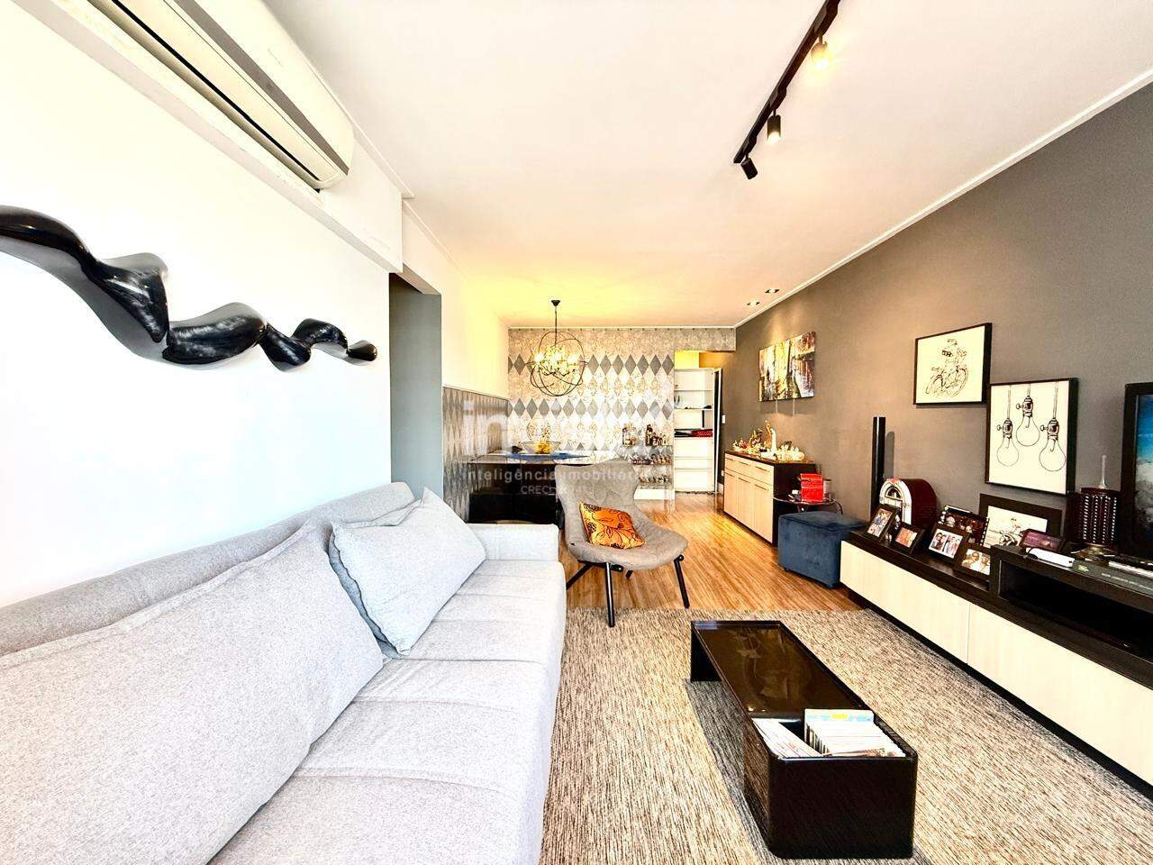 Apartamento à venda no bairro Encruzilhada