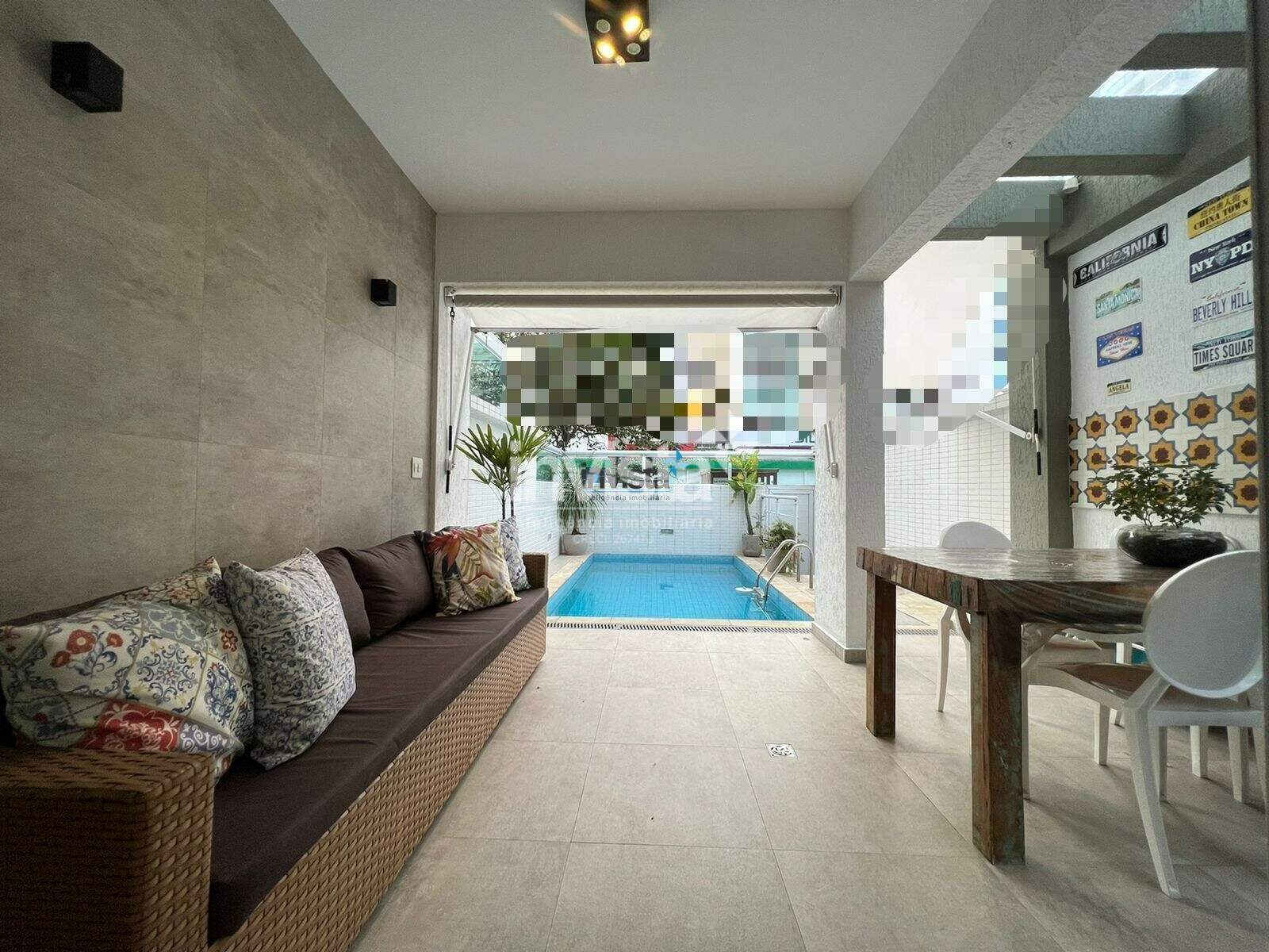 Casa à venda no bairro Ponta da Praia