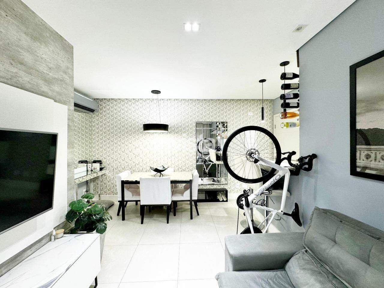 Apartamento à venda no bairro Ponta da Praia