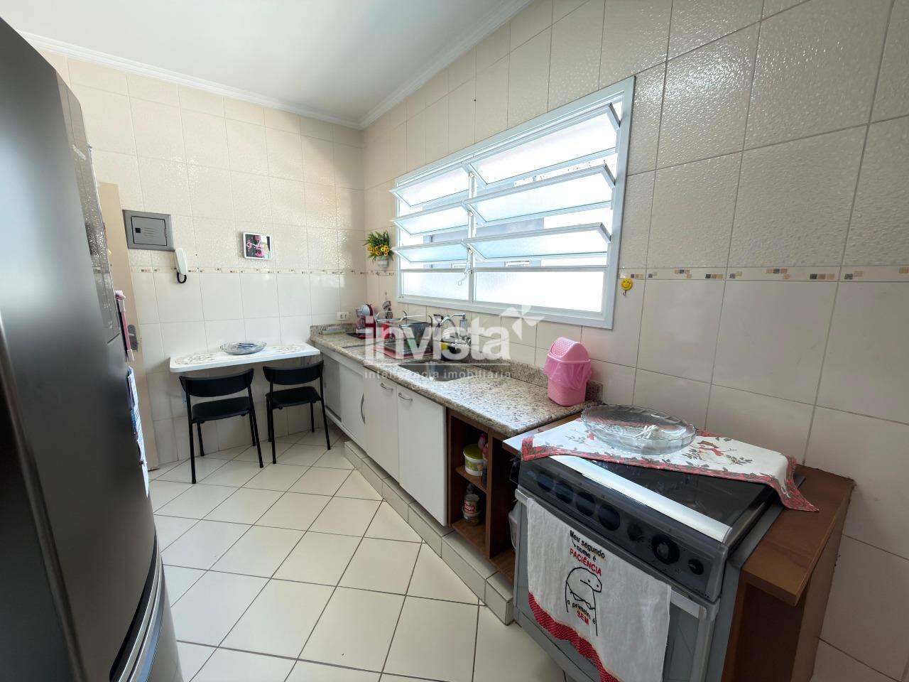 Casa &agrave; venda em Santos-SP no bairro Marap&eacute;, com 3 dormit&oacute;rios e 171m&sup2; - Santos