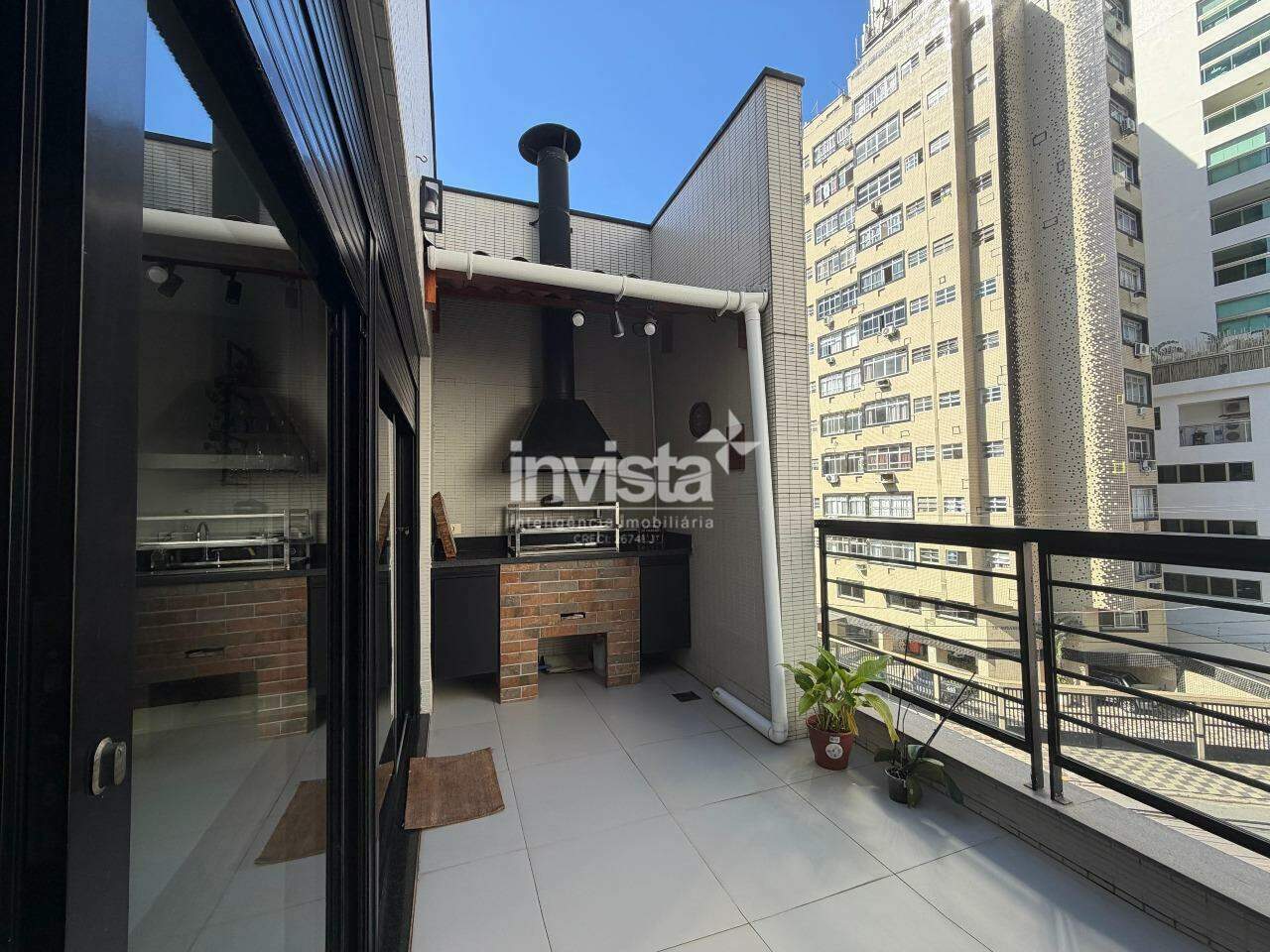 C&oacute;digo: 17389 R$ 1.920.000,00 Casa &agrave; venda em Santos-SP no bairro Ponta da Praia, com 3 dormit&oacute;rios e 185m&sup2; 185 m&sup2; 3 quartos 3 vagas - Santos