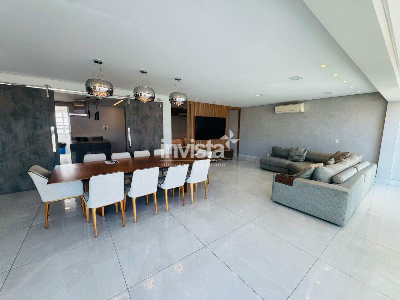 C&oacute;digo: 18967 R$ 22.000,00 Apartamento para alugar em Santos-SP no bairro Gonzaga, com 3 dormit&oacute;rios e 191m&sup2; 191 m&sup2; 3 quartos 2 vagas - Santos